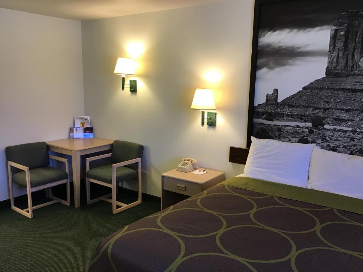 Arch Canyon Inn Бландинг Экстерьер фото
